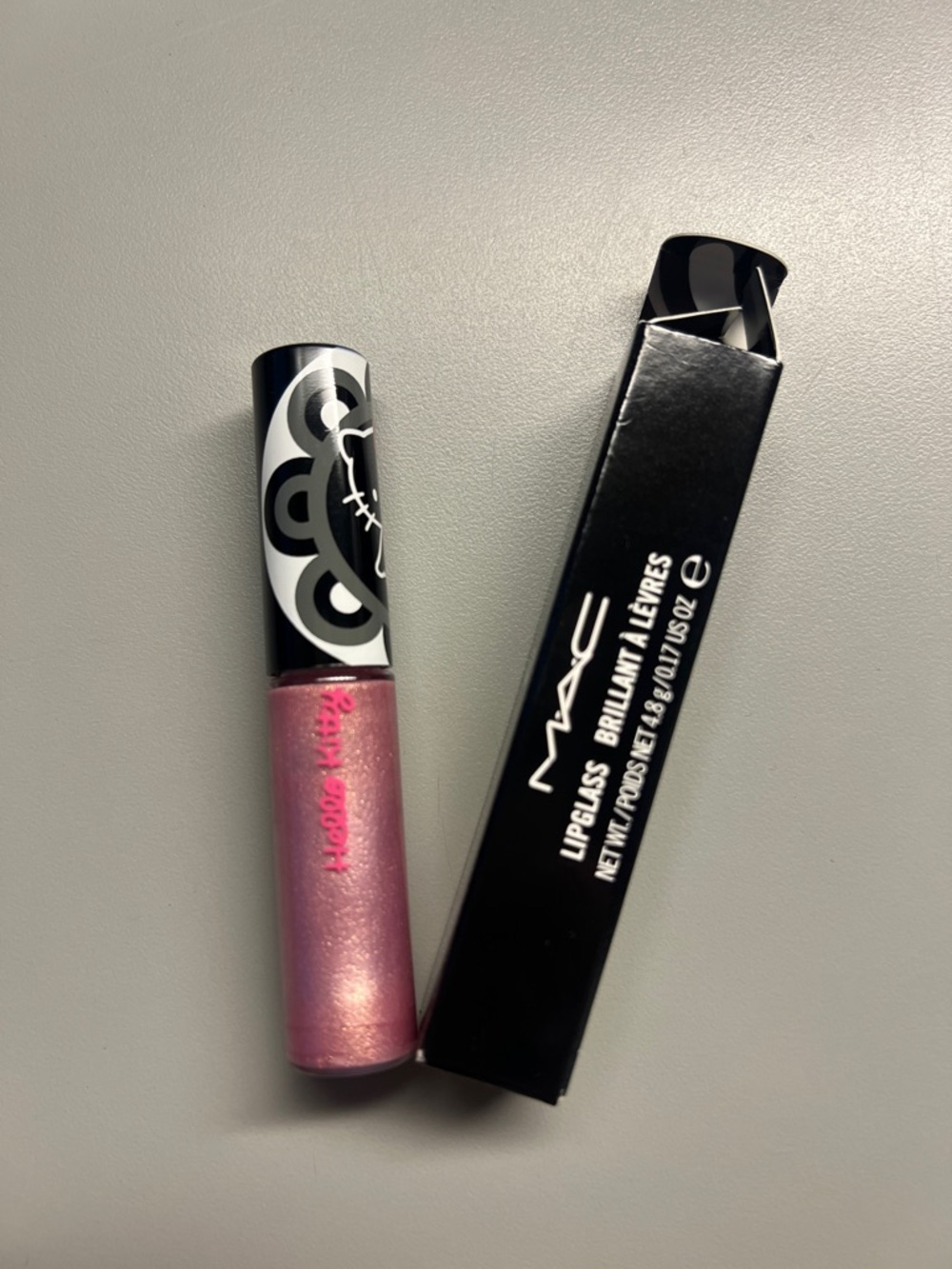 MAC Cosmetics Lipglass - She Loves Candy - Picture 2 of 3